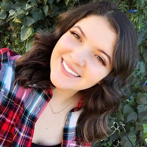 Meet your Posher, Alexus